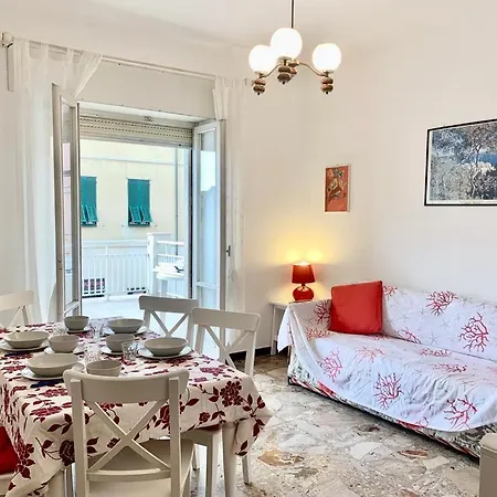 Casa Vacanza! A 50M Dal Mare! Bordighera Exterior photo