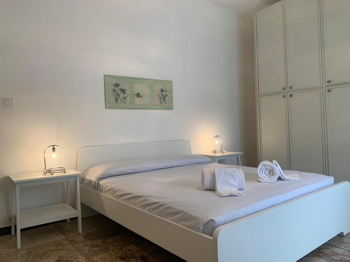 Casa Vacanza! A 50m Dal Mare! Ferienhaus Bordighera