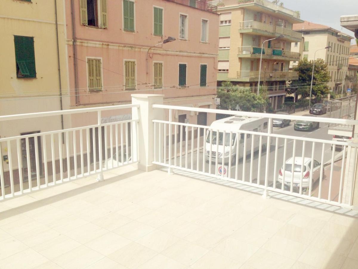Casa Vacanza! A 50m Dal Mare! * Bordighera